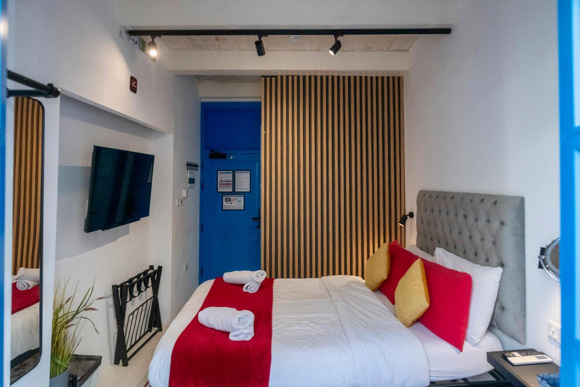 Mandera'S Boutique Suites & Dorms Valletta Exterior photo